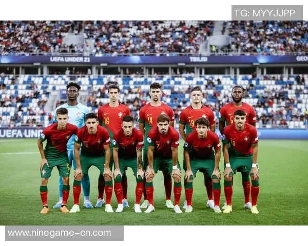 全球第一足球球星是谁 揭开历史与现役足球巨星的巅峰对决